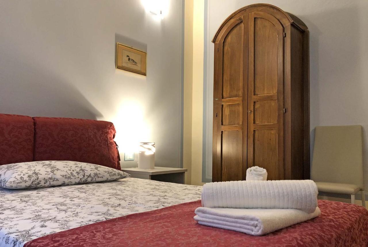 Suite Apartment Castello Volterra Luaran gambar